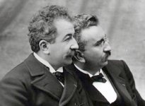 Lumiere_brothers.jpg Lumiere_brothers.jpg