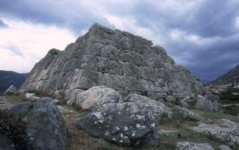 pyramidaellinikoy.jpg pyramidaellinikoy.jpg