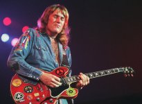 Alvin_Lee.jpg Alvin_Lee.jpg