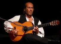 Paco_de_Lucia.jpg Paco_de_Lucia.jpg