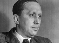Karel_Capek.jpg Karel_Capek.jpg