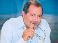 Nikos_Kakaounakis.jpg Nikos_Kakaounakis.jpg