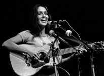 Joan_Baez.jpg Joan_Baez.jpg