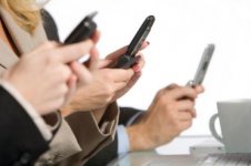 Texting.jpg Texting.jpg