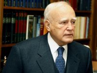 karolospapoulias.jpg karolospapoulias.jpg